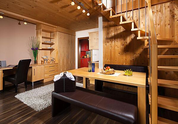 Serviced Apartment mit Balkon, 60m²