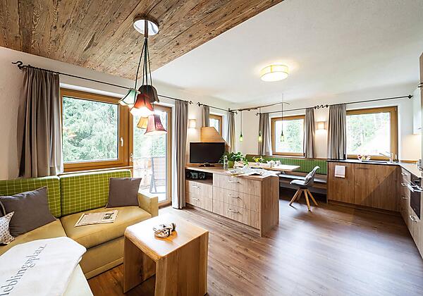 Habitat -2018-7_1920x1280px