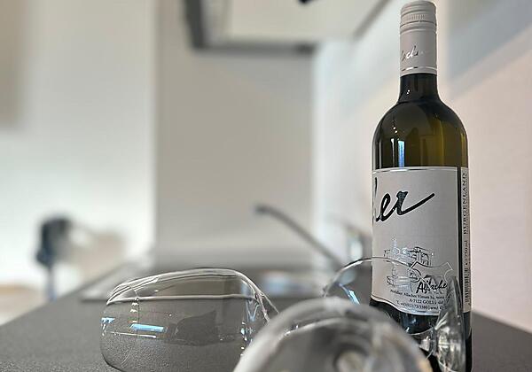 2f092fa9-ca23-4612-acc7-6644d42bb6f6