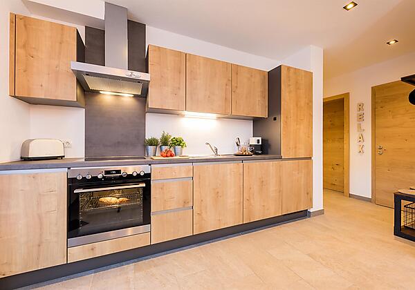 Moderne Küche voll ausgestattet