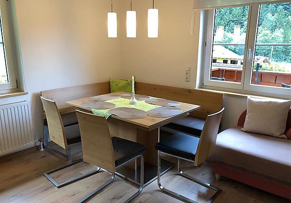 Essbereich mit Licht