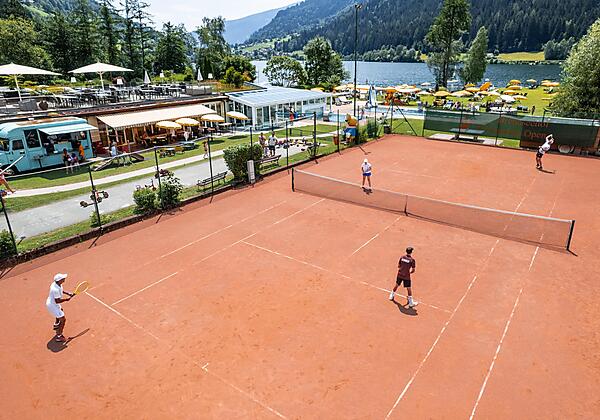 85-0361-LR_brennseehof_by_gert_perauer