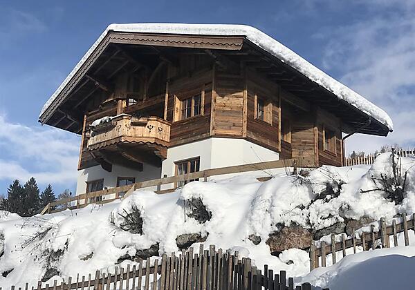 Vorderansicht Family Retreat