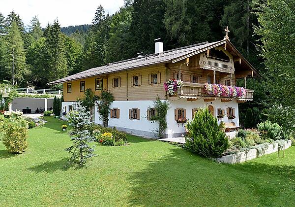 Landhaus Mühlau, Sommer III