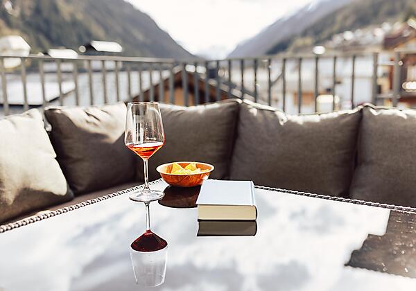 ferien-wohnen.mattle_Sunset_Paznaun_apart.mattle.a