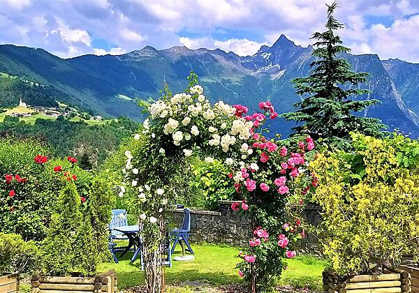 Rosengarten mit herrlichem Bergpanorama(3)