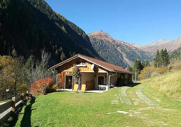 Ferienhaus mit Garten und Blick Richtung Wurten