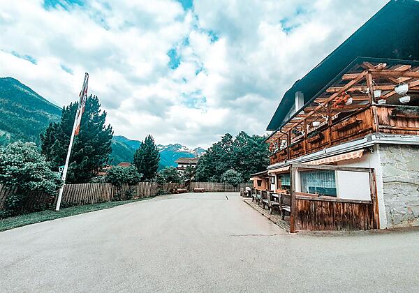 2C960207-038E-49AB-91BF-7B6EB8B898D3