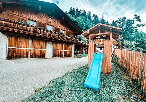 B58A8858-F549-471B-A9A3-031FA3147D3E