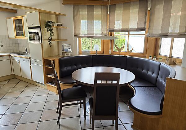 Sitzgelegenheit/Küche