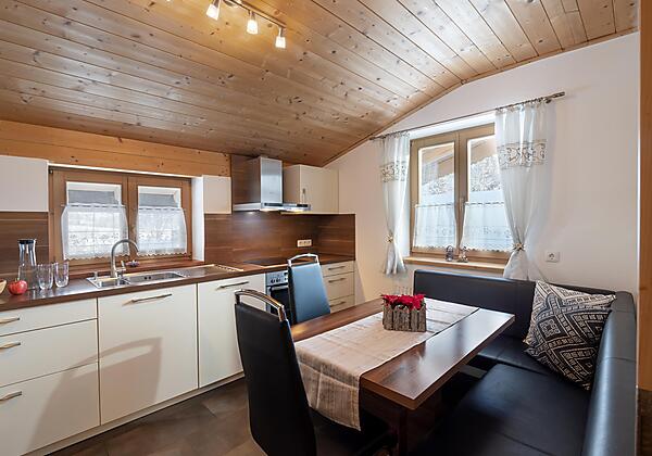 Ferienhaus_Hansl_Nottenbergweg_20_Going_Kueche