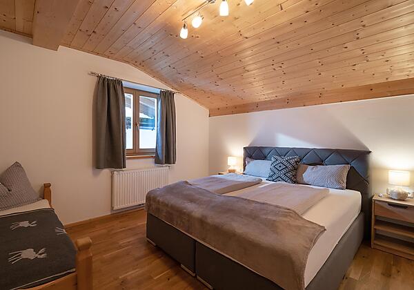 Ferienhaus_Hansl_Nottenbergweg_20_Going_Schlafzimm