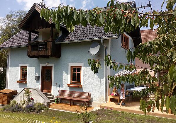 Haus mit Sonnenterrasse