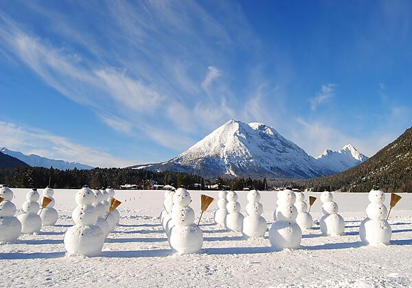 Blick zur Hohen Munde und Mieminger Kette