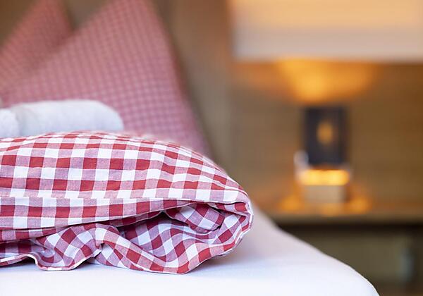 15Tirol_Hildegard_Zimmer_Detail