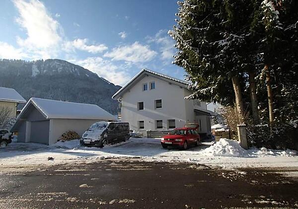 Hausansicht von vorne