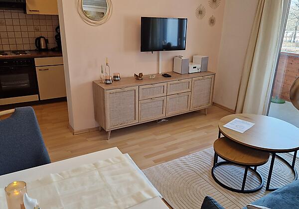 Wohnzimmer mit Essbereich FeWo 3