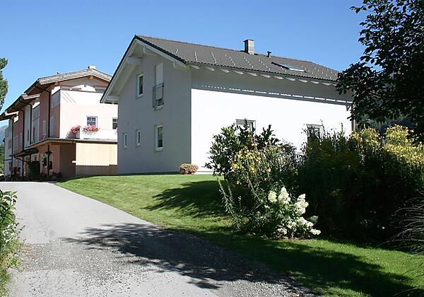 Hausansicht Strassenseite