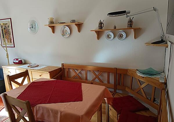 Sitzecke mit Flachbildschirm