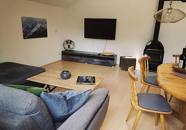 Wohnzimmer_Fernseher