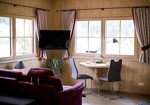 Wohnzimmer mit Panoramblick