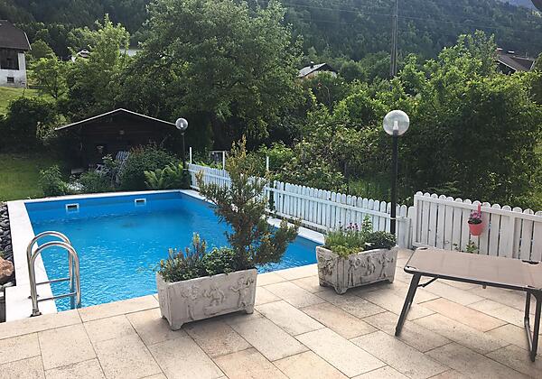 Große Terrasse zur eigenen Nutzung