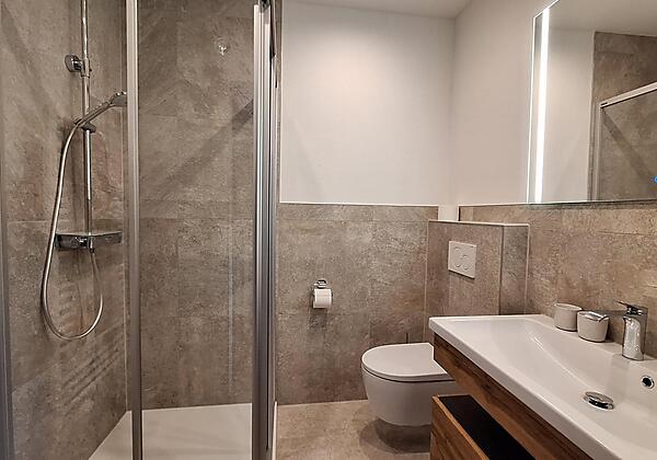 Badezimmer Apartment Scheffauerblick