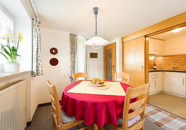 Ferienwohnungen Spiß - Wohn-und Esszimmer