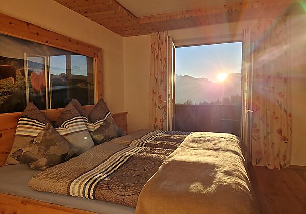 Schlafzimmer App. Zirbe