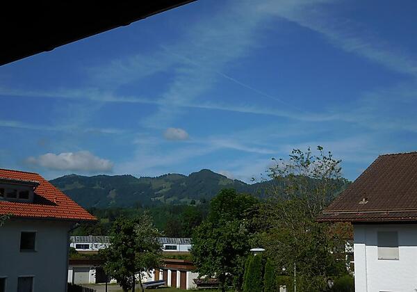 Blick vom Balkon aufs Ofterschwanger Horn