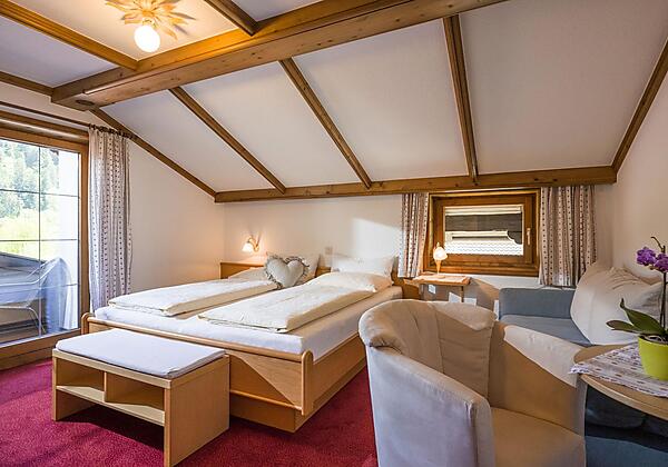 Doppelzimmer mit Zustellbett