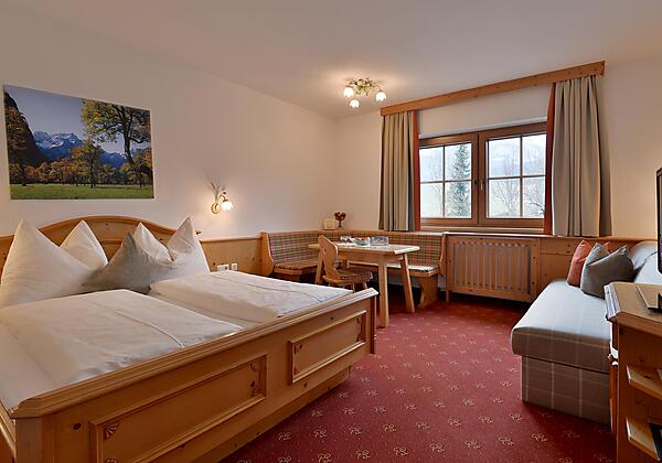 Brantlhof-Going-Kirchplatz-3-Zimmer-3