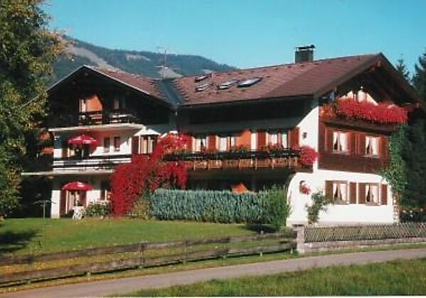 Sommerfoto Gästehaus Breyer