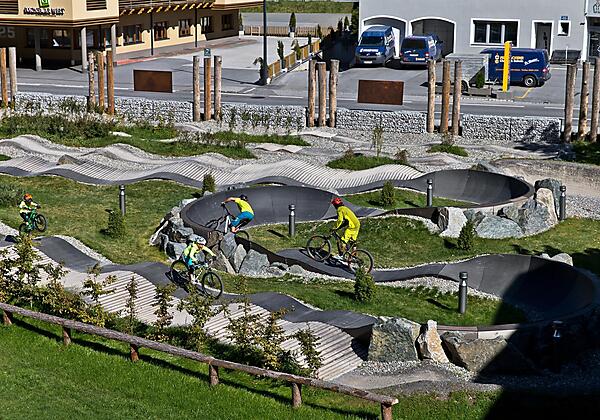 AG2FSOZP1M31KUIUQGDG_largeprvw_25548[1]