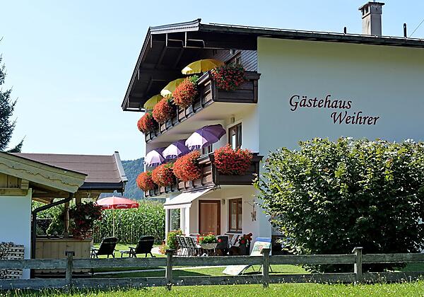 Gaestehaus-Weihrer-Koessen-Schwandorf-18-Haus