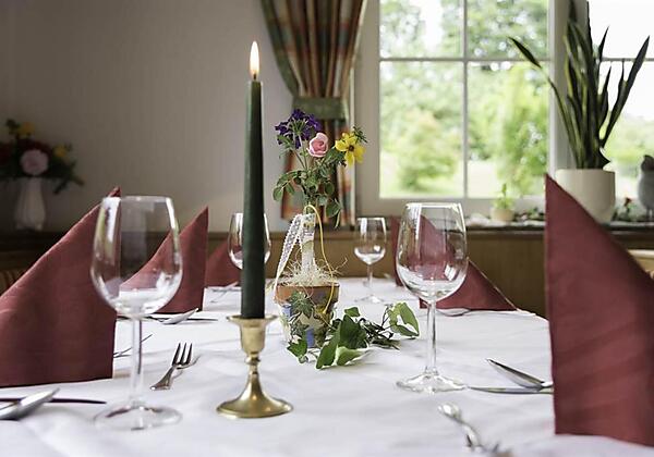 digital_13x18_cb_photography_Zimmer_Gaststube-1