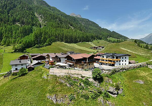 Gasthof Granstein im Sommer