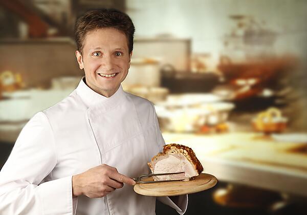 Stolz Martin, Gastgeber