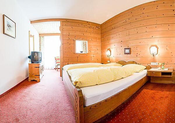 Gemütliche Mehrbettzimmer