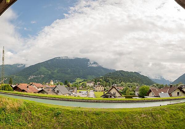 SR_08285-Pano_websize