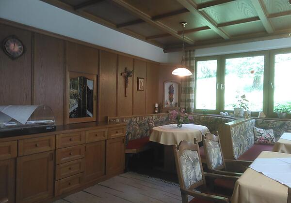 gemütlicher Frühstücksraum