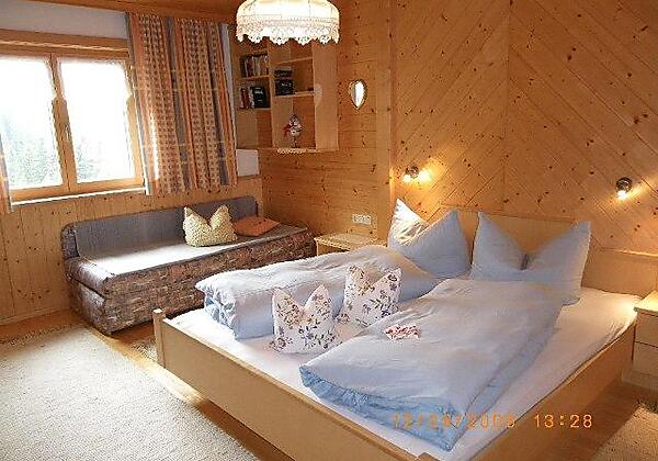 Doppelzimmer in der FEWO Abendstimmung