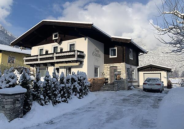 Haus Cäcilia im Winter