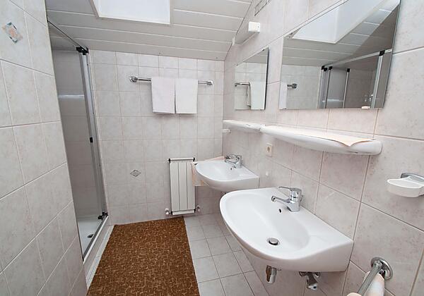 Ferienwohnung Badezimmer