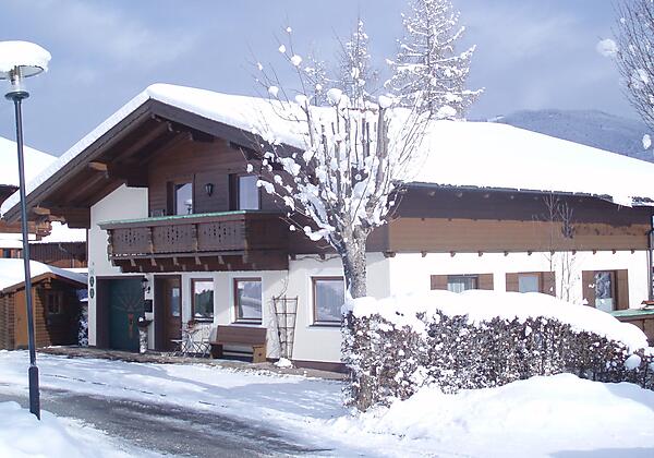 Haus Erika im Sommer