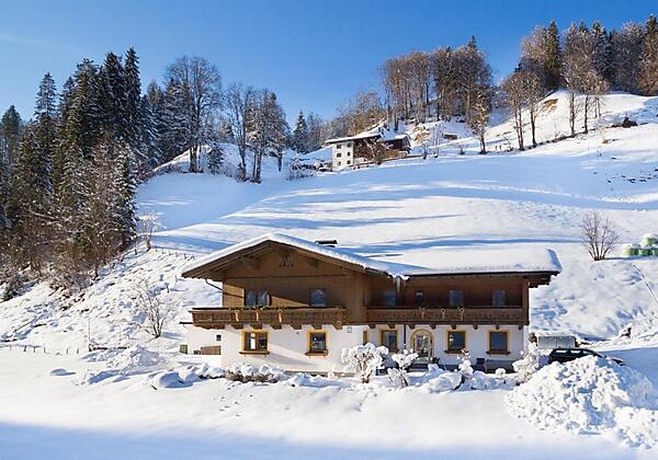 Haus Hallinger im Winter