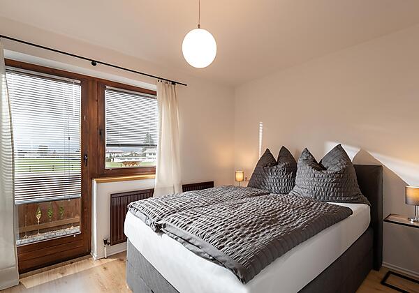 Haus_Kexel_Niederhofen_17a_St_Johann_Schlafzimmer