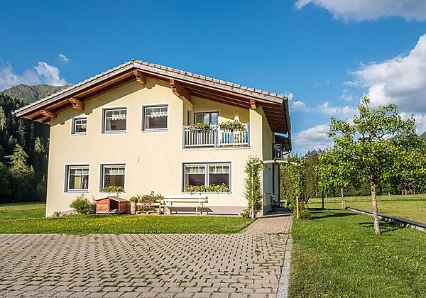 Haus_Sommer_Vorn_Klein