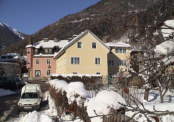 Haus im Winter 008