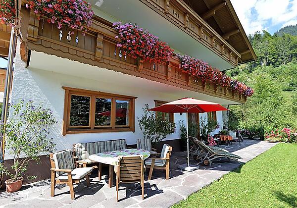 Terrasse am Haus Reiter in Walchsee